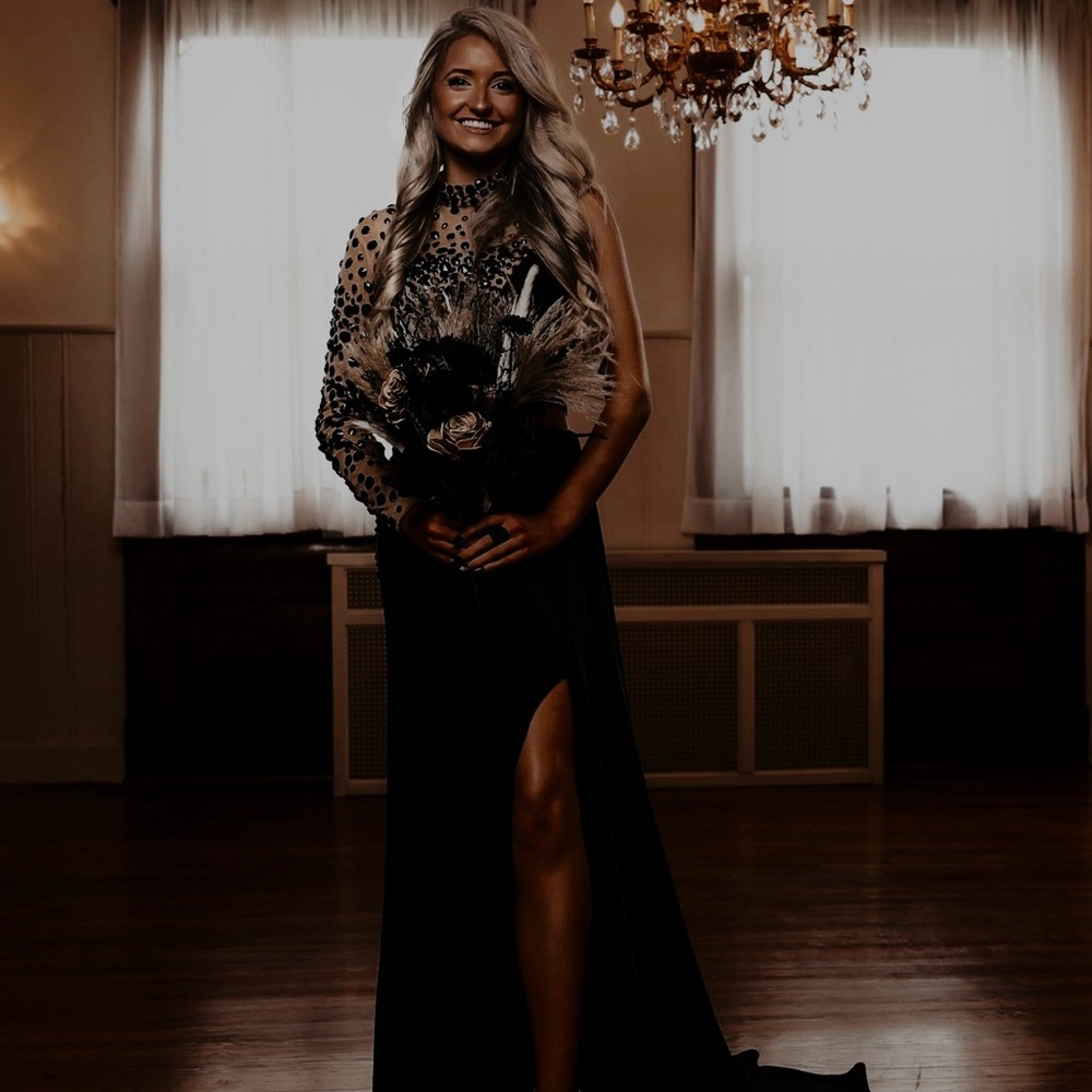 Meet your Posher, Ash